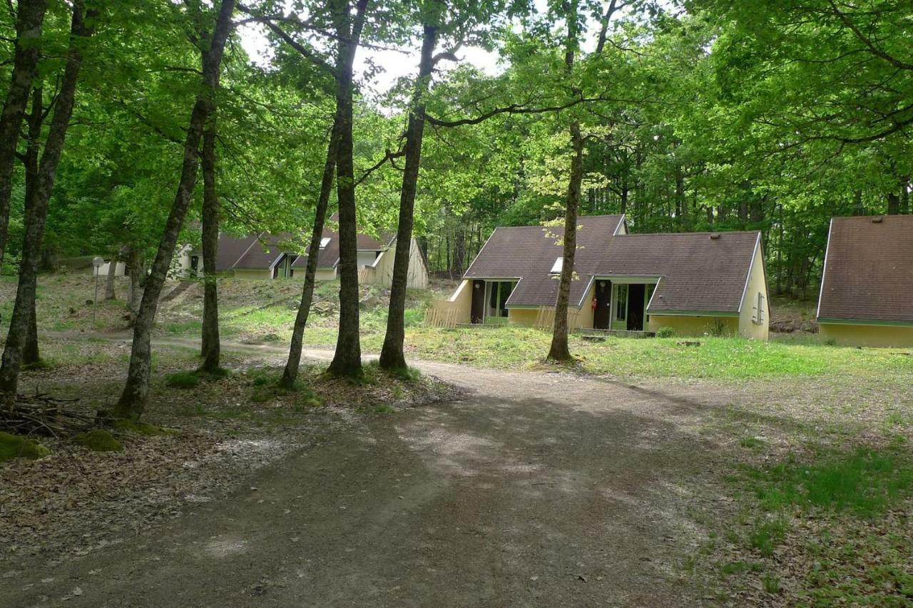 Gites La Foret Chenerailles Экстерьер фото
